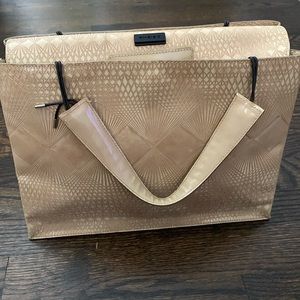 Women’s leather purse